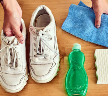 تمیز کردن کتانی سفید با خمیردندان